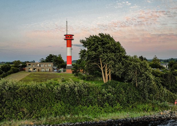 Leuchtturm beim Rundgang Schausende