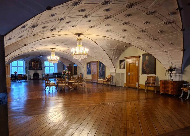 Innenaufnahme vom Schloss Glücksburg bei einer Führung