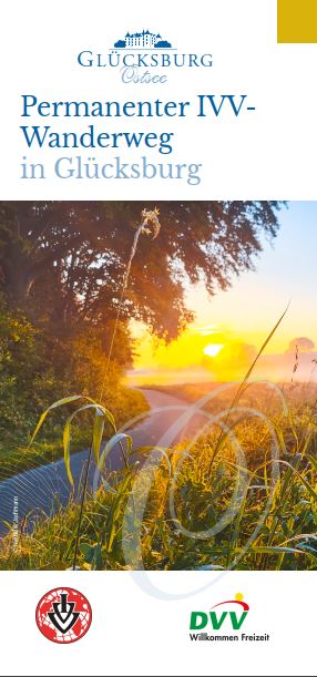 Flyer Wanderwege Titelbild Sonneuntergang am Waldrand von Glücksburg