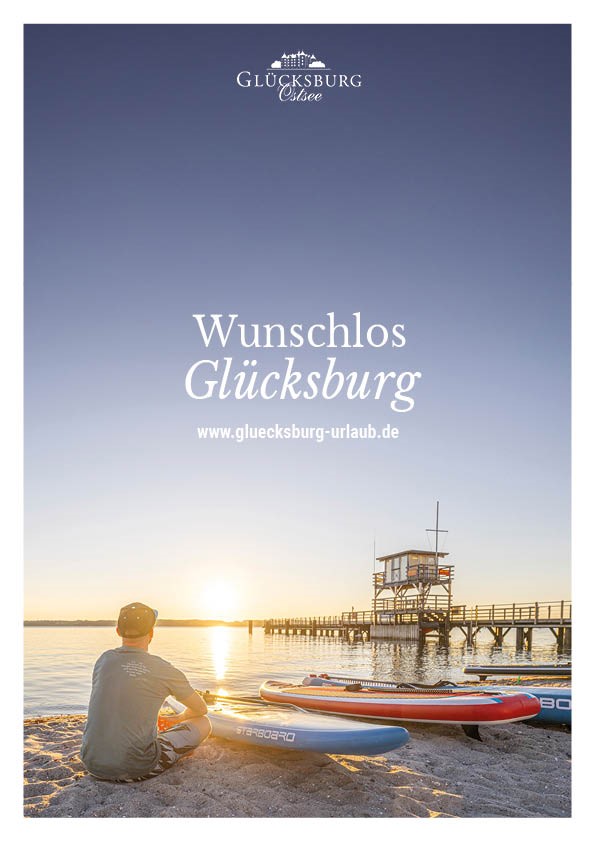 Titelbild des Urlaubmagazins 2026 (dänische Ausgabe) von Glücksburg an der Ostsee 